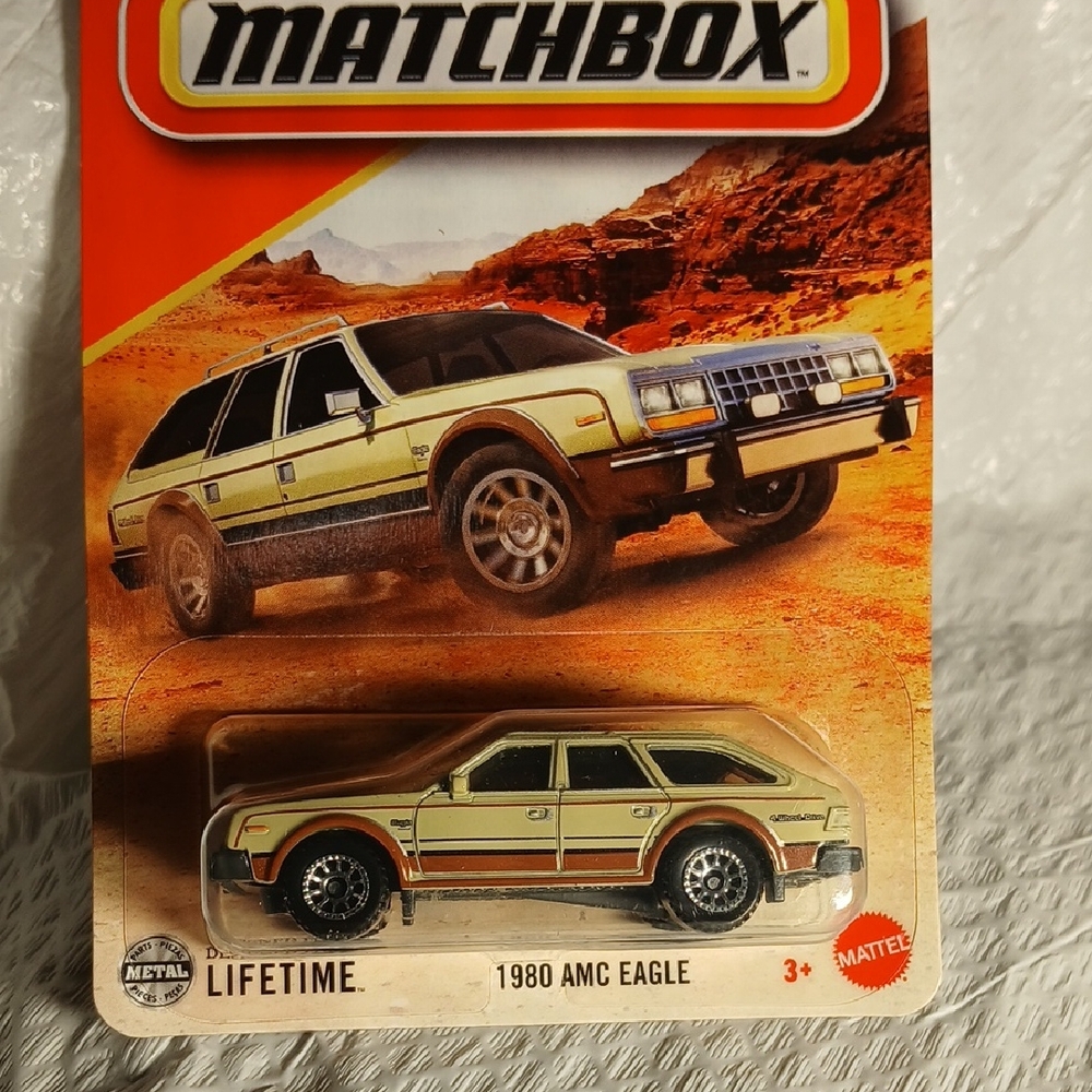 Matchbox 1980 AMC Eagle Die-Cast Wagon in Cream and Brown